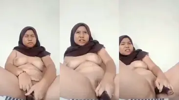 Bokep Indo Ukhti Main Terong Sendirian, Sange Brutal